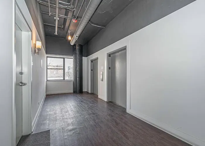 Perfect For Couple South Loop Near Mccormick, Aquarium & Michigan Chicago