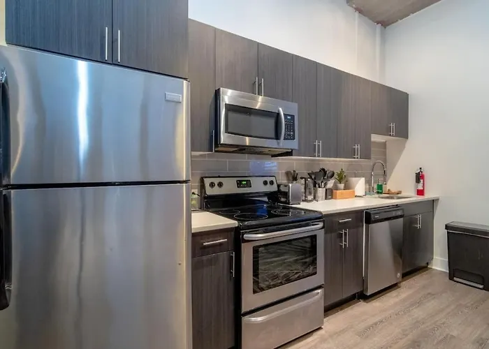 Perfect For Couple South Loop Near Mccormick, Aquarium & Michigan Chicago